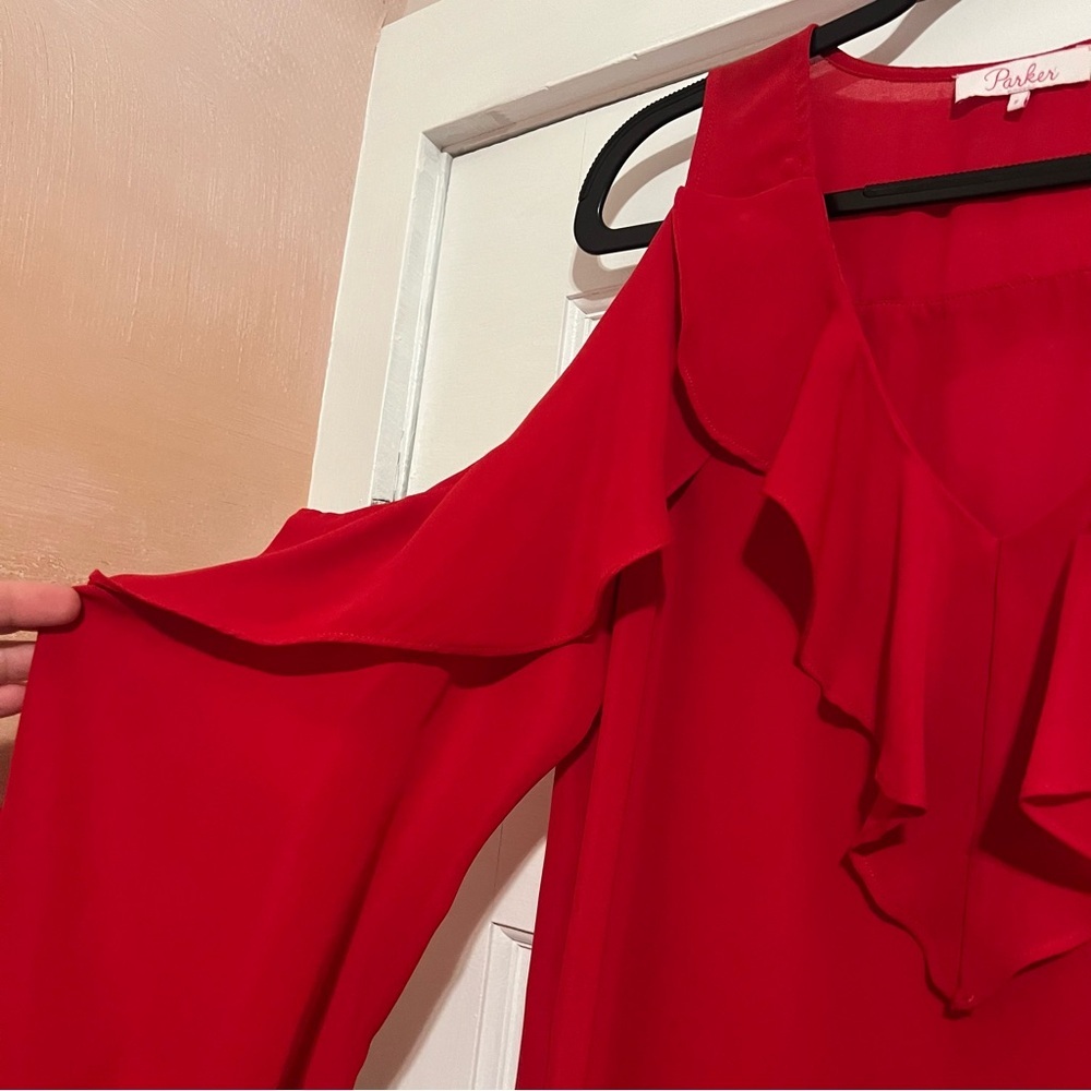#10 PARKER RUFFLE V-NECK COLD SHOULDER VIBRANT RED BLOUSE TOP SIZE SMALL - Picture 3 of 5
